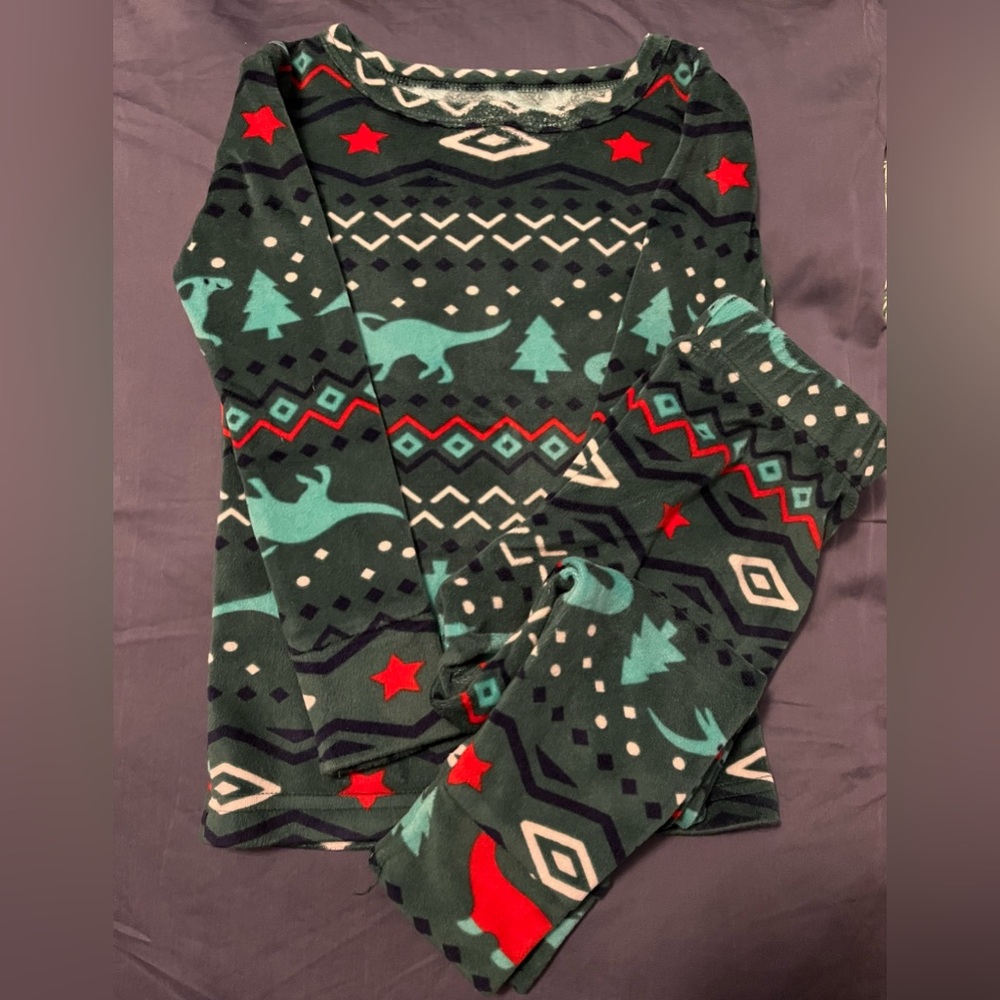 Cat & Jack Christmas jammies size 2T